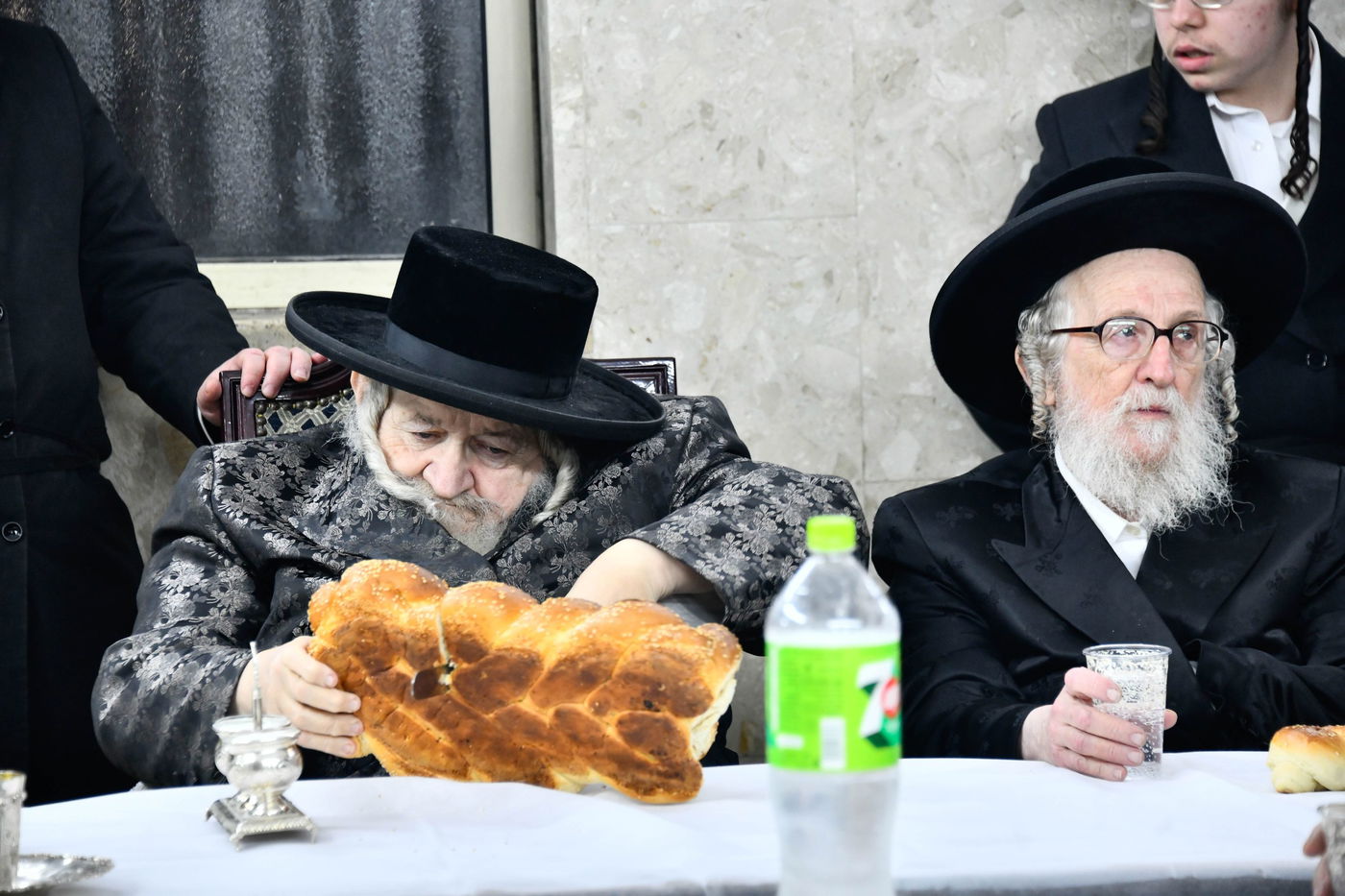 סעודת הודאה בחצה"ק טעמשוואר