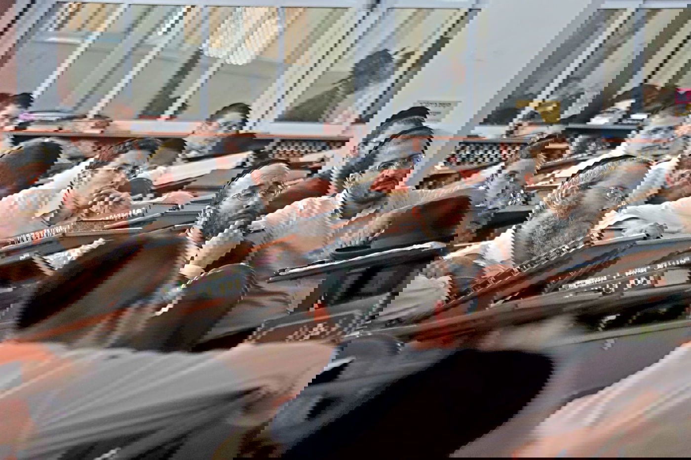 הגאון רבי יעקב ישראל בייפוס בשיחת הכנה לפסח