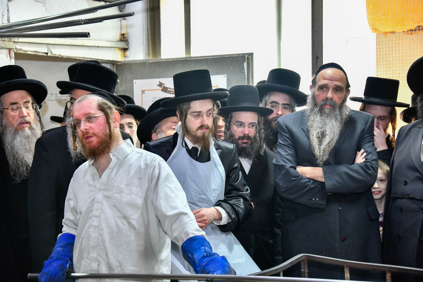 האדמו"ר מסאדיגורה באפיית מצות