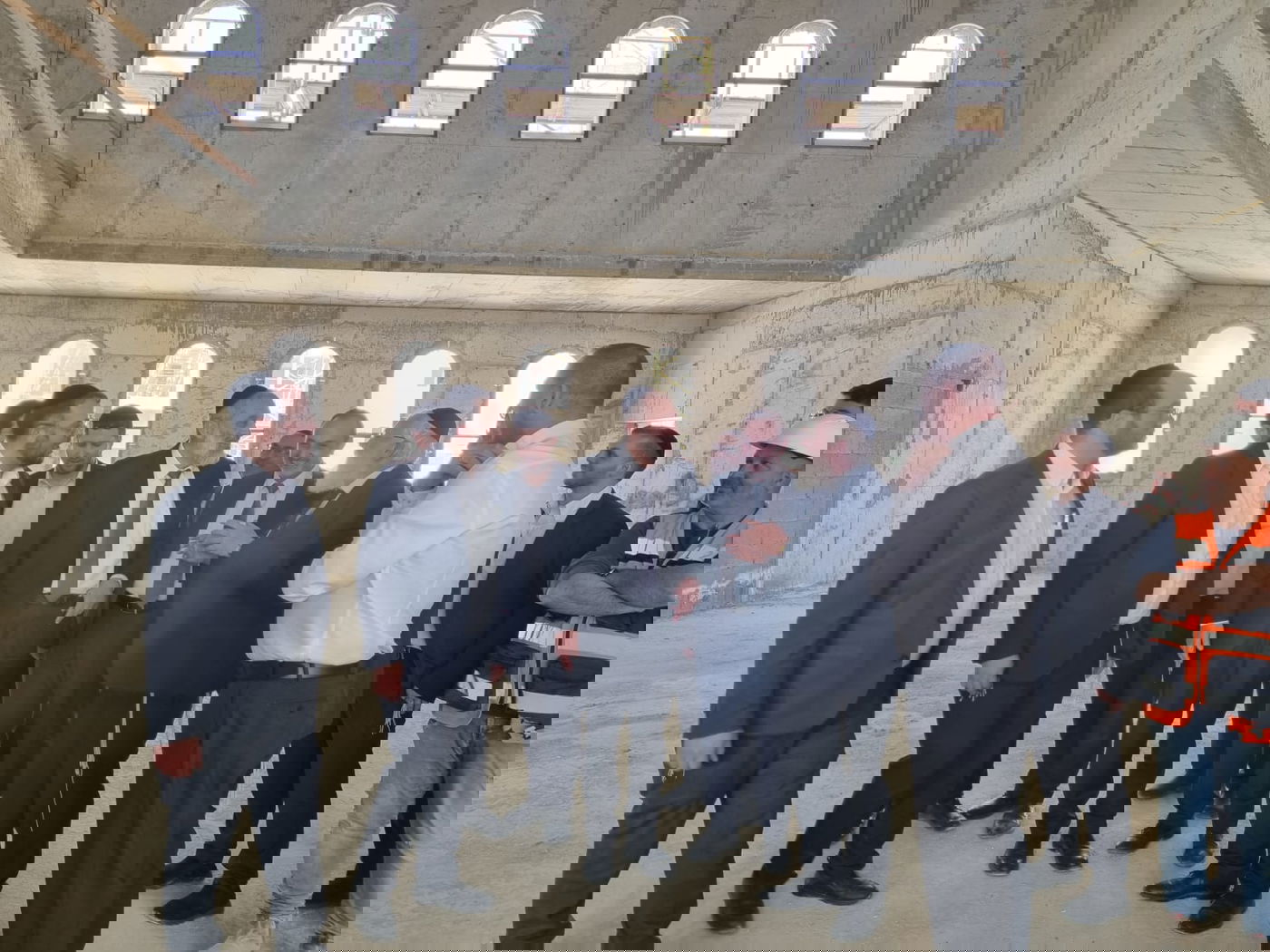 הפמלייה ברכסים