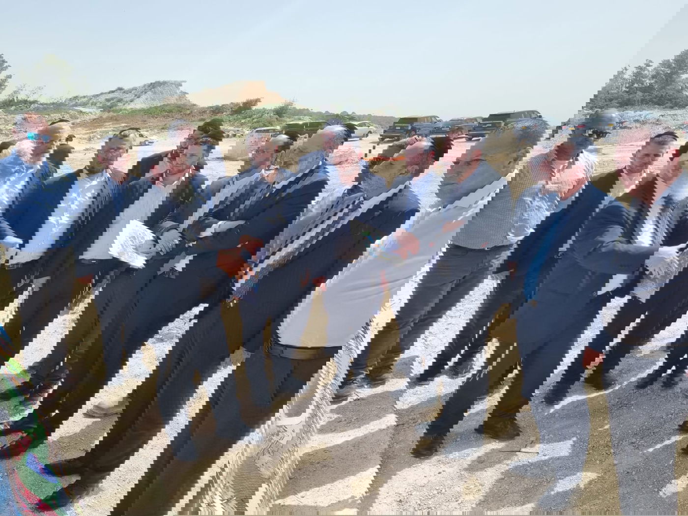 הפמלייה ברכסים