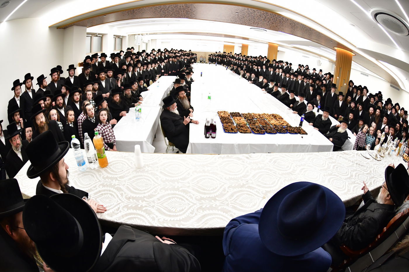 חנוכת הבית לאולם שמחות בסערט ויז'ניץ