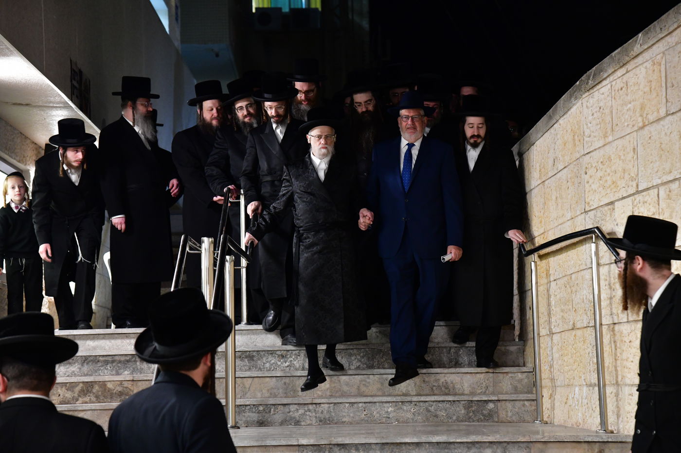 חנוכת הבית לאולם שמחות בסערט ויז'ניץ