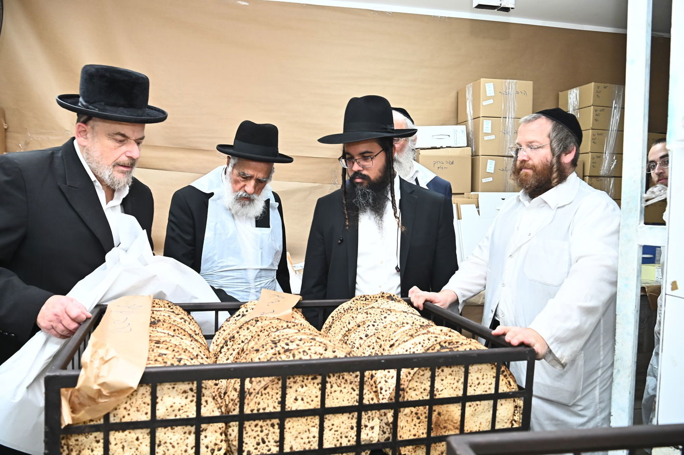 הגר"ש מחפוד באפיית מצות