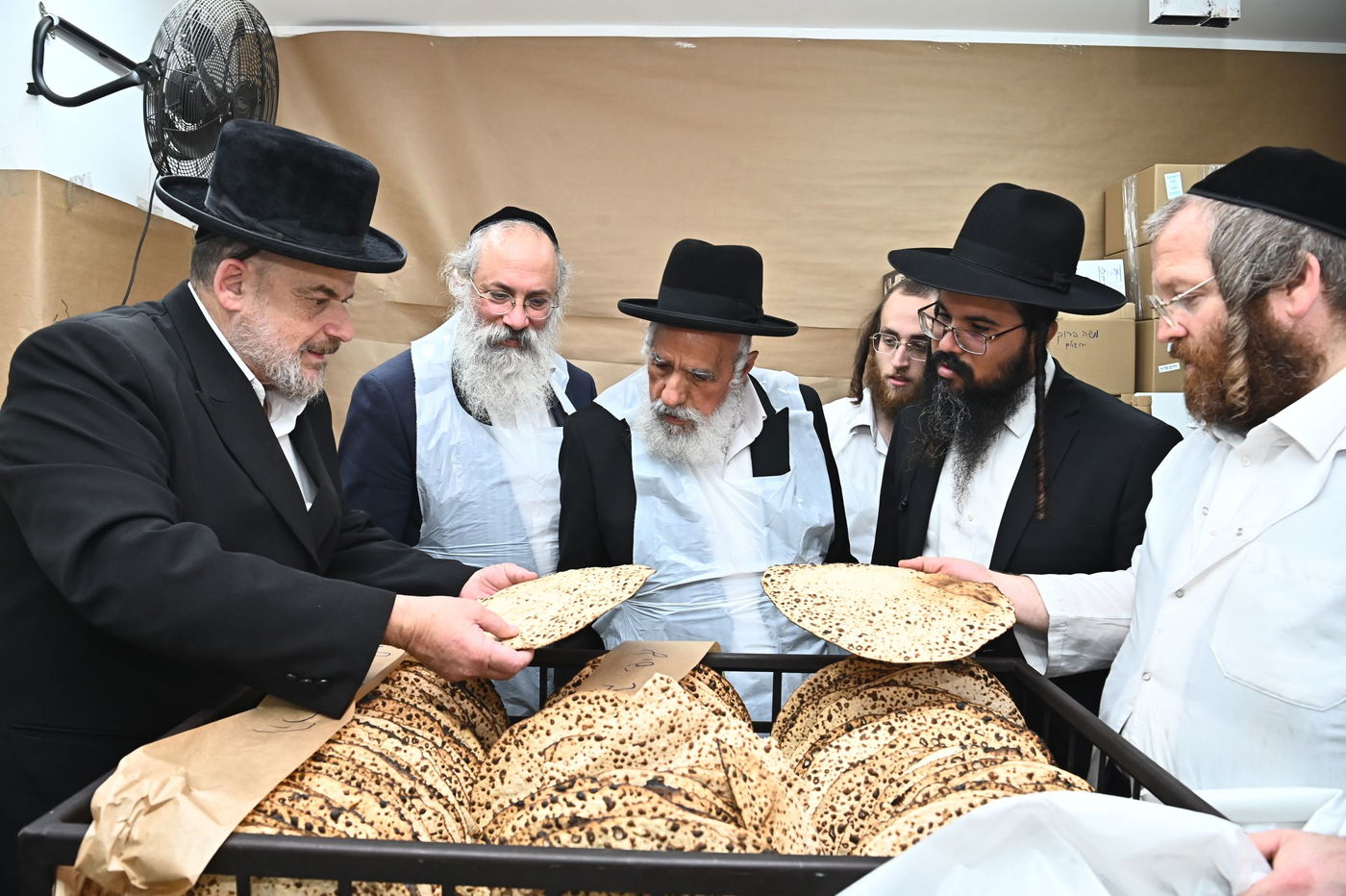 הגר"ש מחפוד באפיית מצות