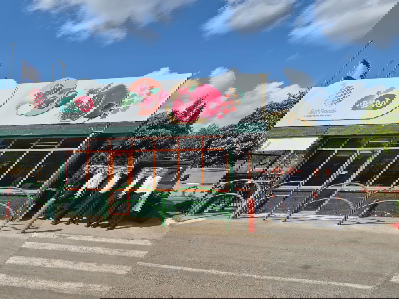 משגיחי הכשרות של חוג חתם סופר משגיחים על תהליך הייצור