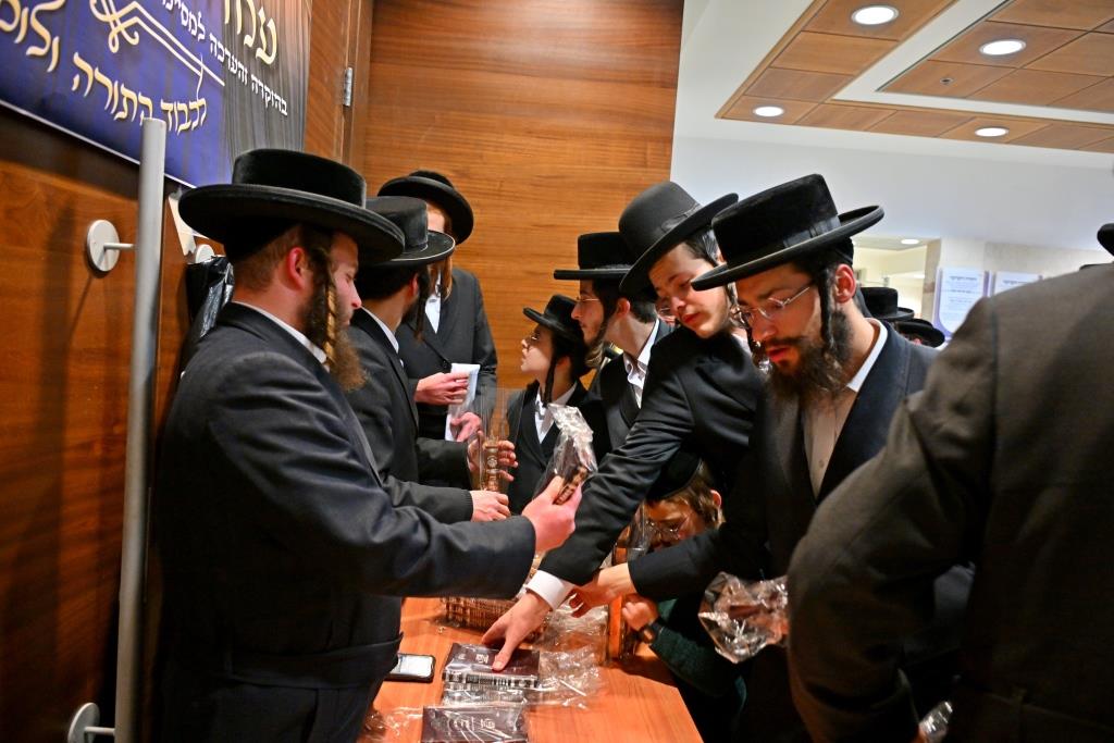 מעמד יום ההתיסדות של ישיבת המתמידים