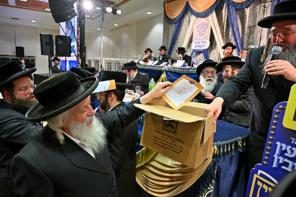 מעמד יום ההתיסדות של ישיבת המתמידים