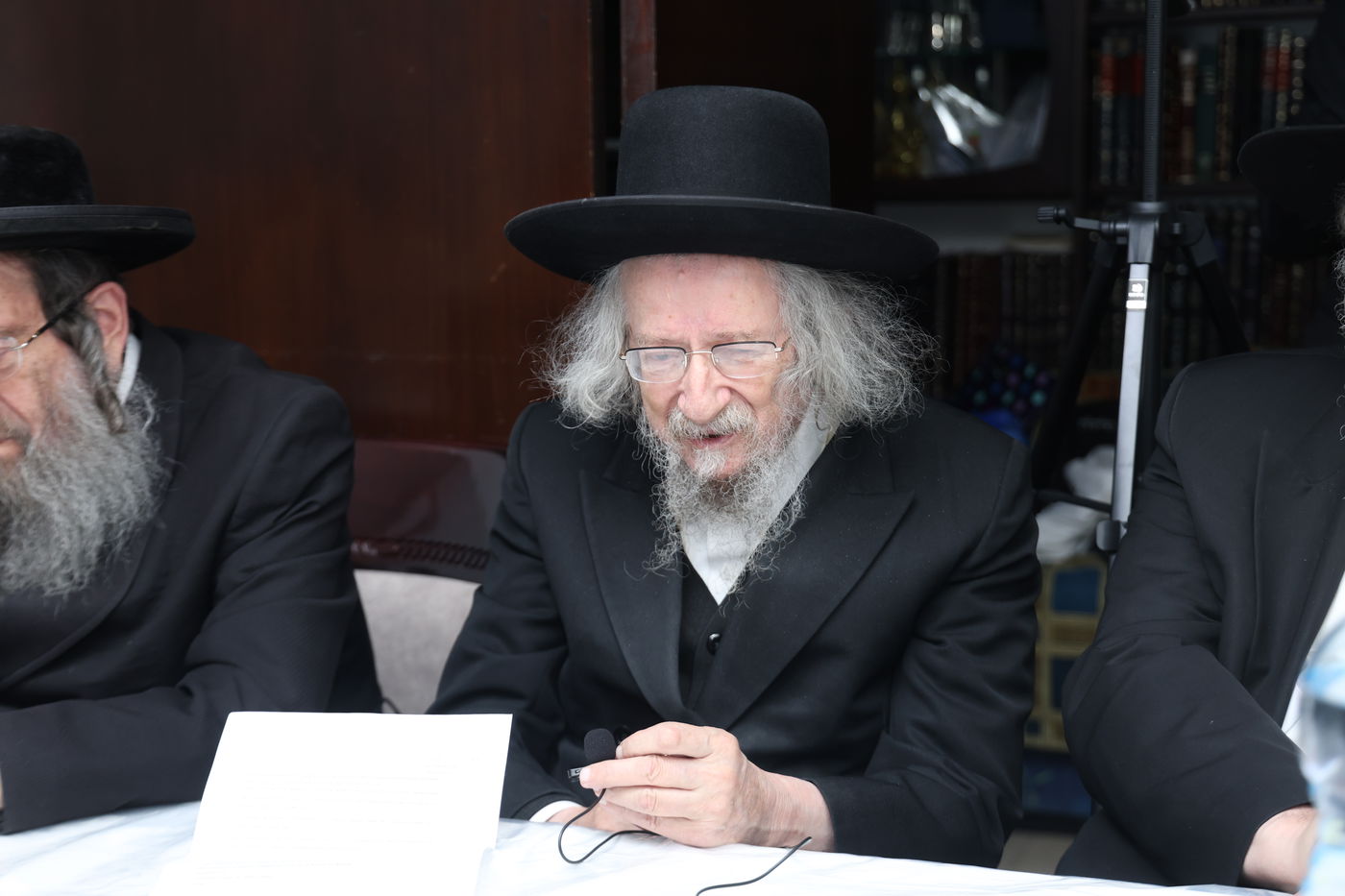 גדולי ישראל בכינוס נגד תוכניות פינוי בינוי" בירושלים