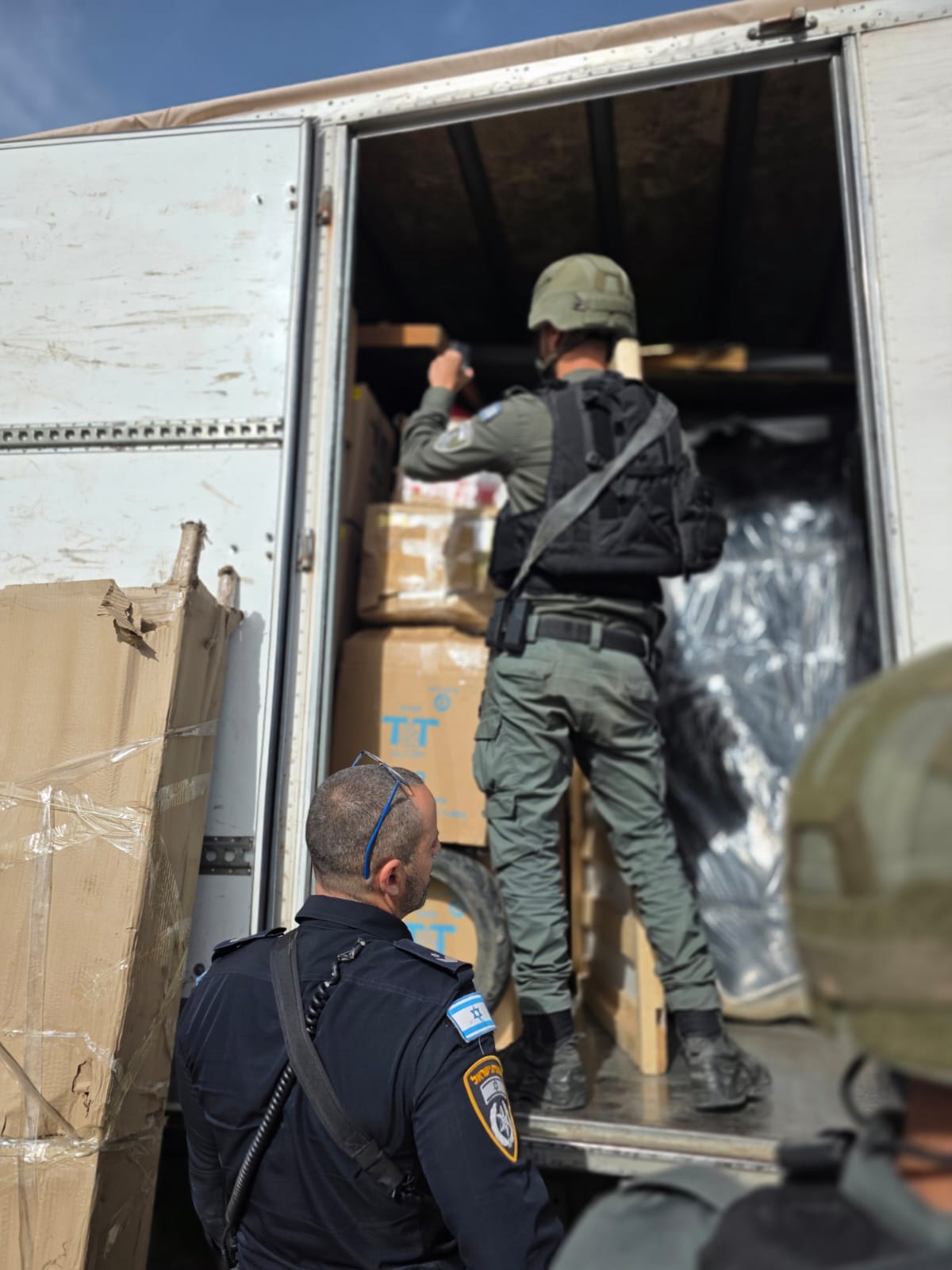 סיכול הברחת ענק של סיגריות מיו"ש