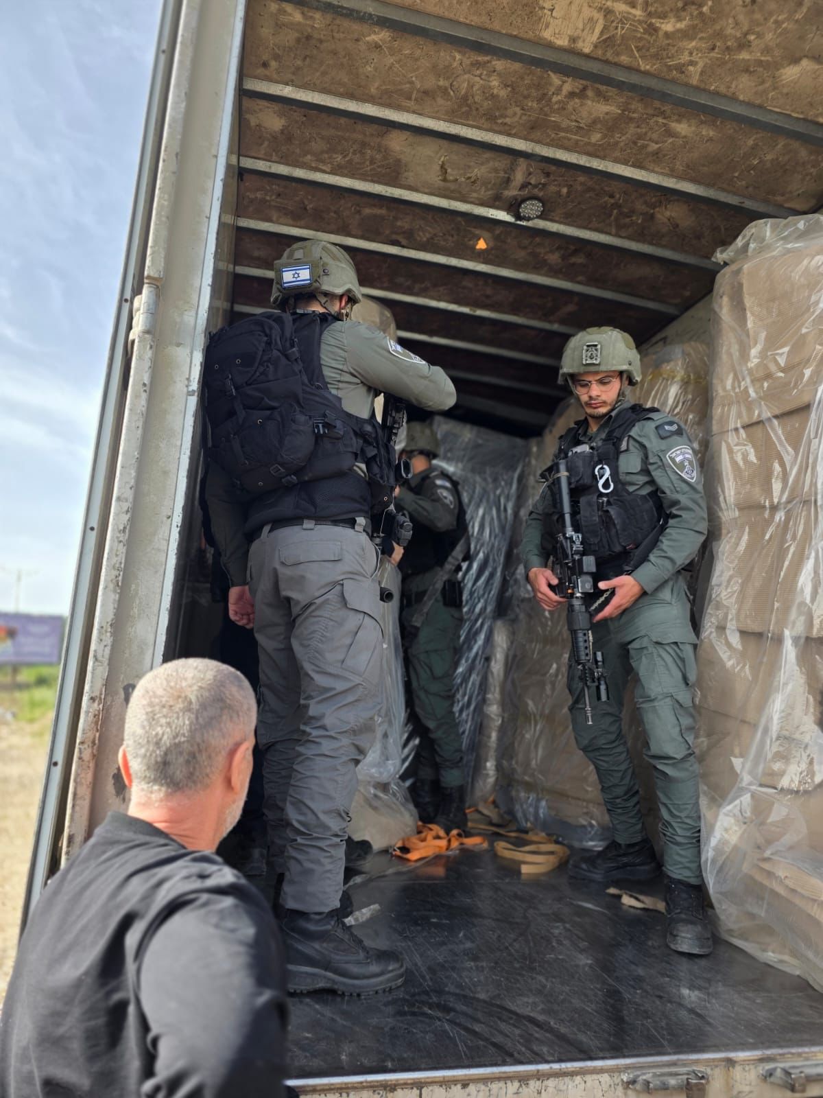 סיכול הברחת ענק של סיגריות מיו"ש