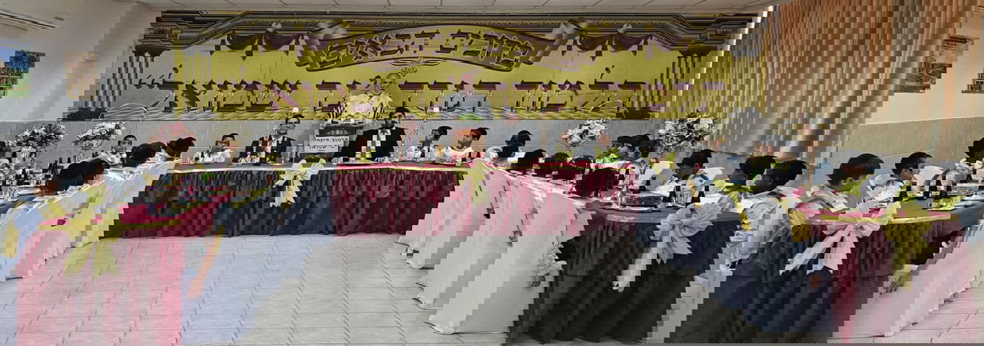 הדגמת עריכת שולחן "ליל הסדר" בתלמוד תורה "נר שמואל" חדרה