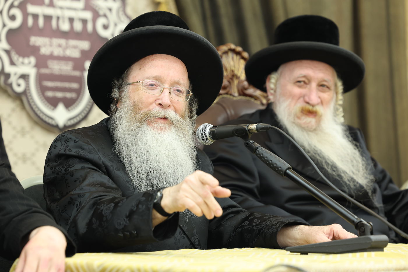 מעמד כבוד התורה בישיבת טשארנאביל אשדוד