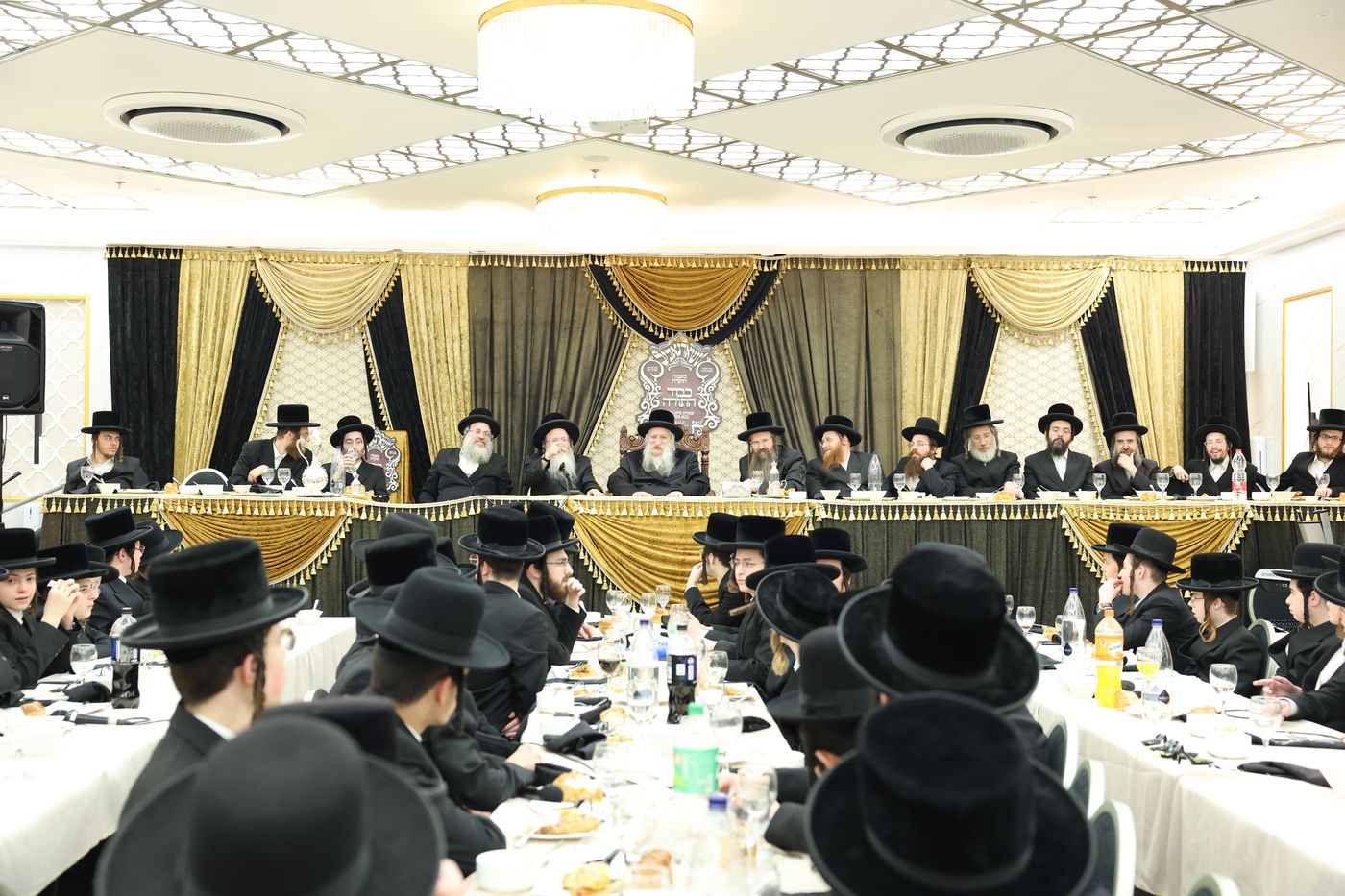 מעמד כבוד התורה בישיבת טשארנאביל אשדוד