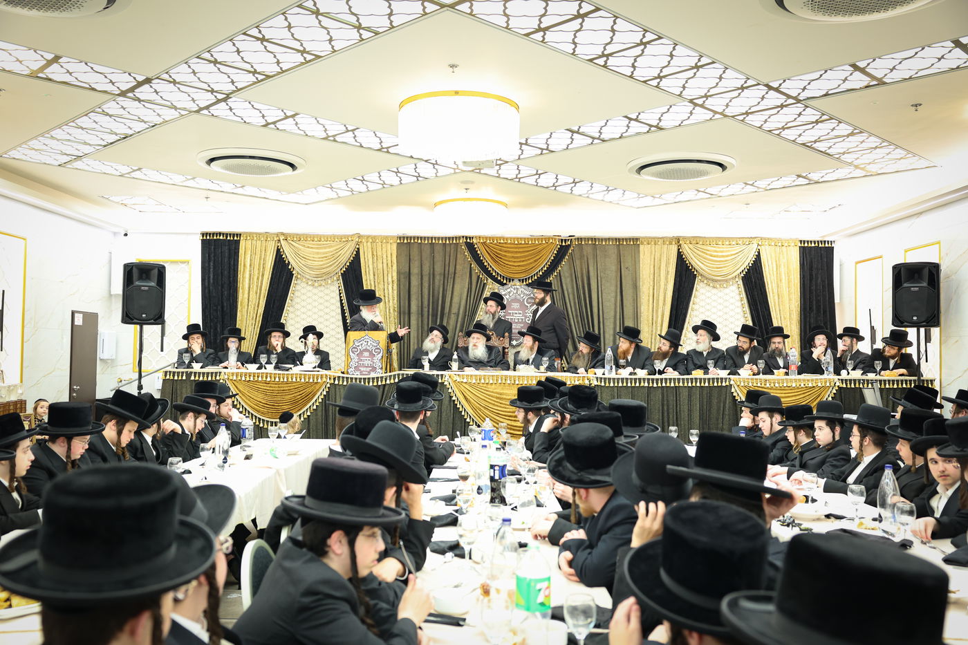 מעמד כבוד התורה בישיבת טשארנאביל אשדוד