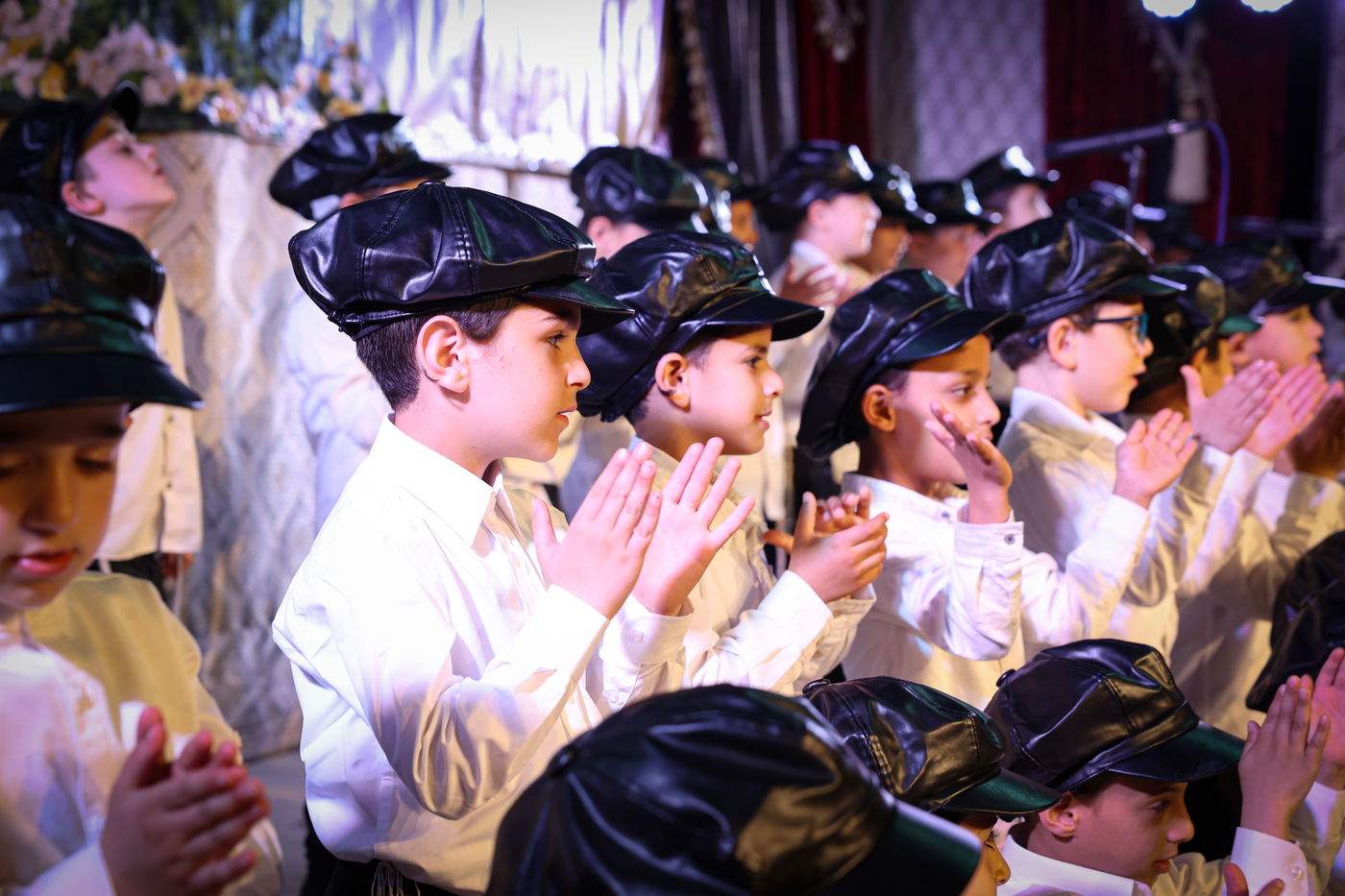 מסיבת חומש בתלמוד תורה 'תורה תמימה' בקרית אתא