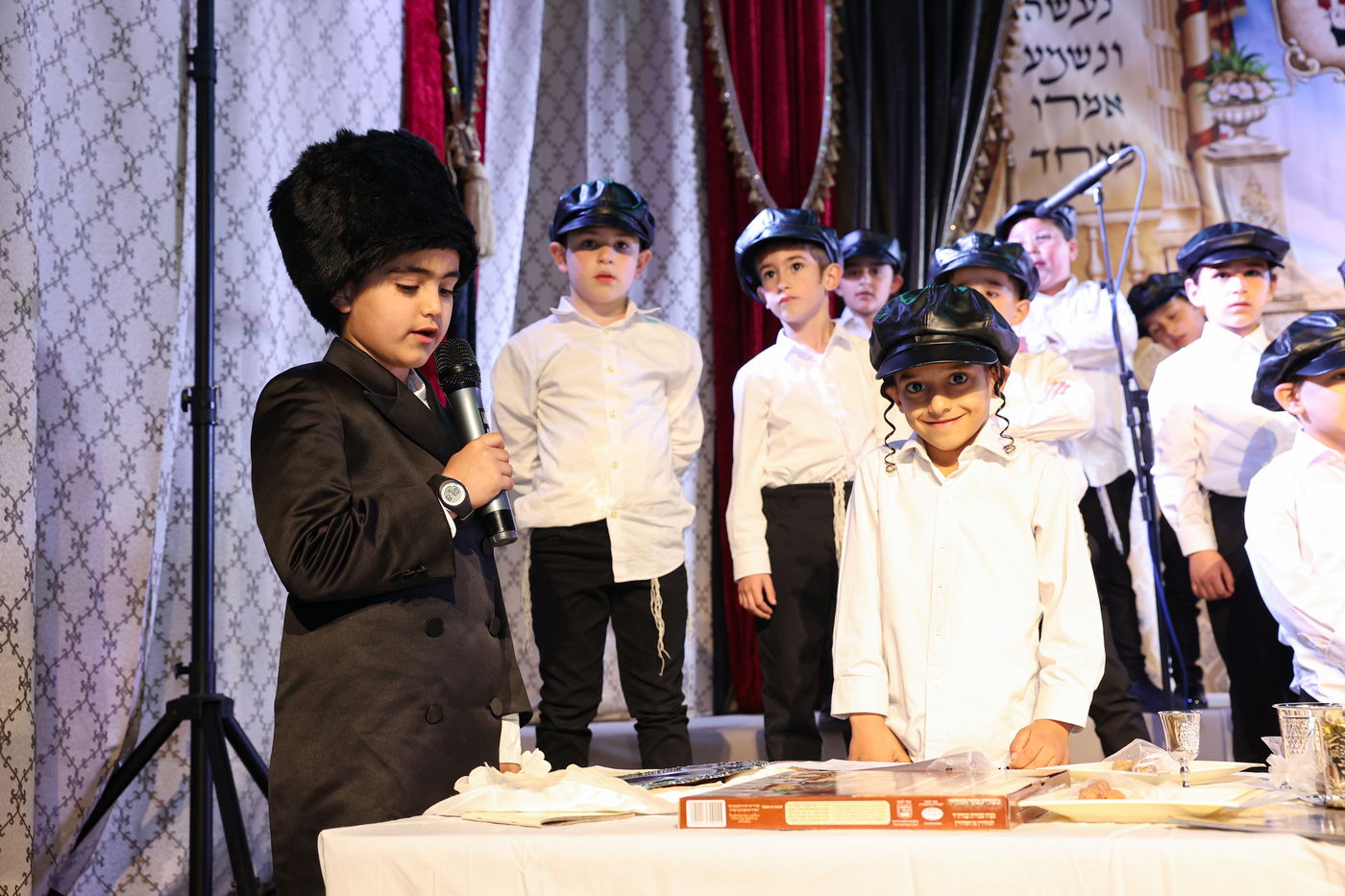 מסיבת חומש בתלמוד תורה 'תורה תמימה' בקרית אתא