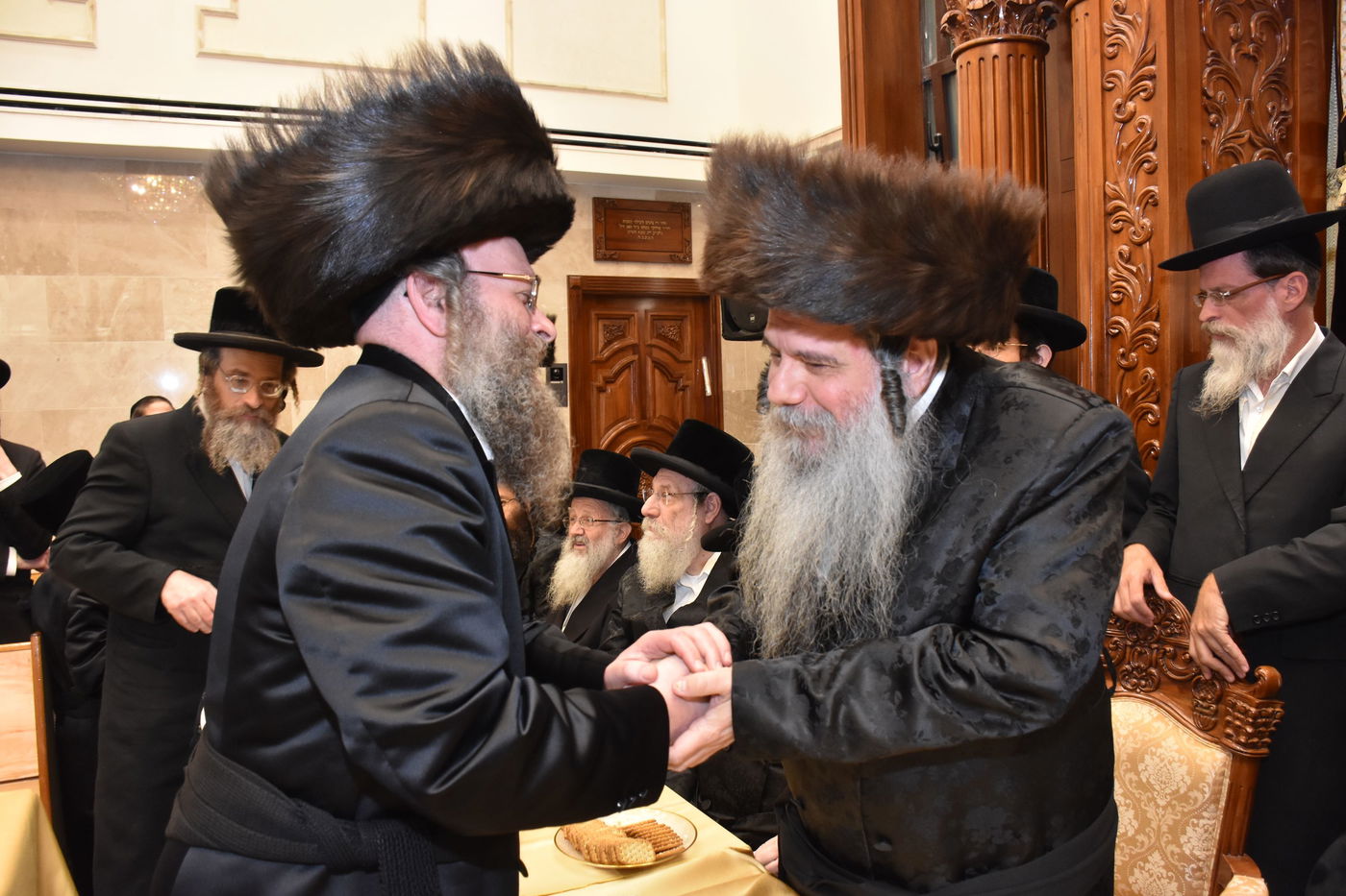 שמחת אירוסי בן האדמו"ר מקודינוב עם נכדת הגרש"א שטרן