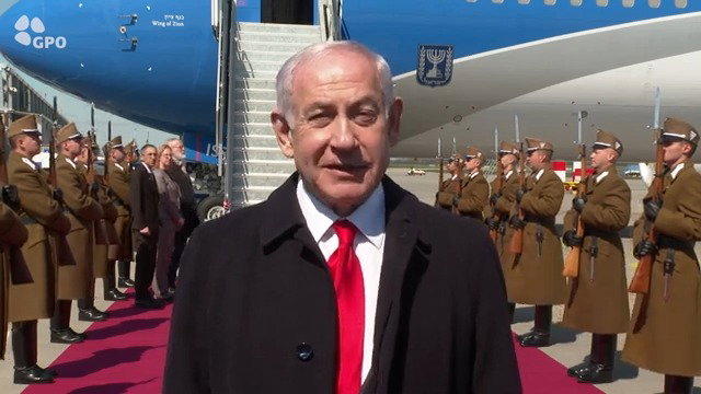 נתניהו לפני המראתו לוושינגטון