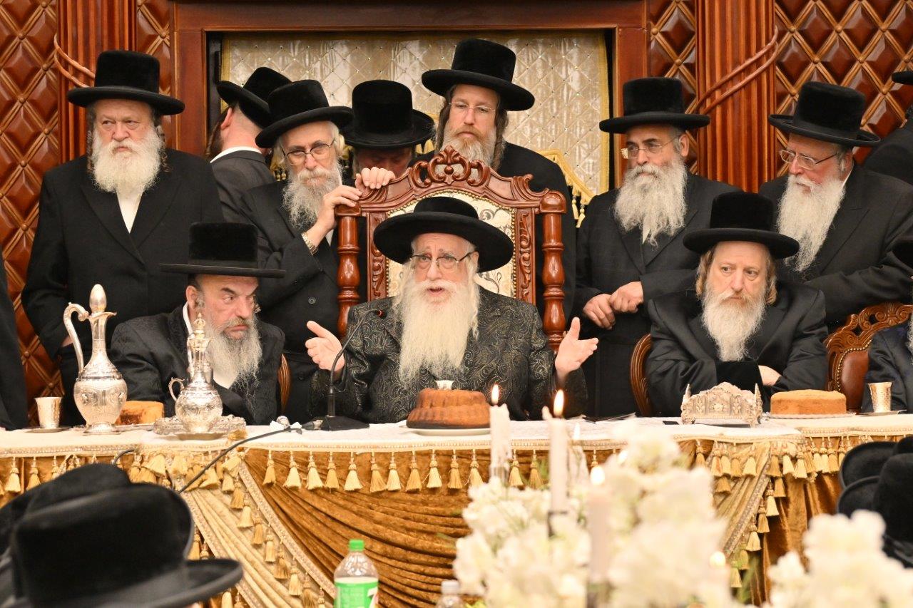 מעמד חנוכת בית המדרש צאנז בבית שמש