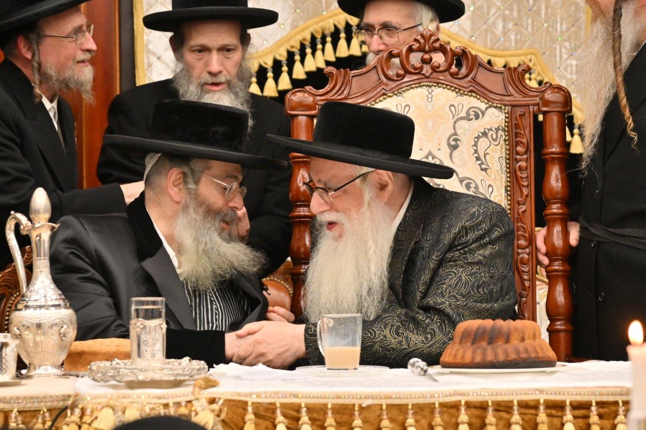 מעמד חנוכת בית המדרש צאנז בבית שמש