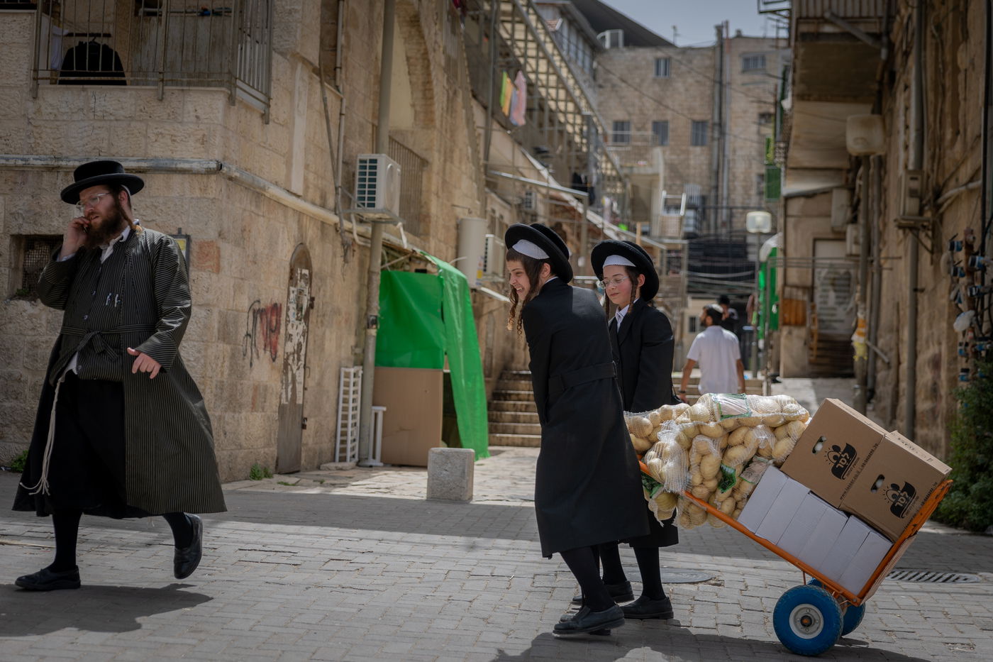 ערב פסח במאה שערים