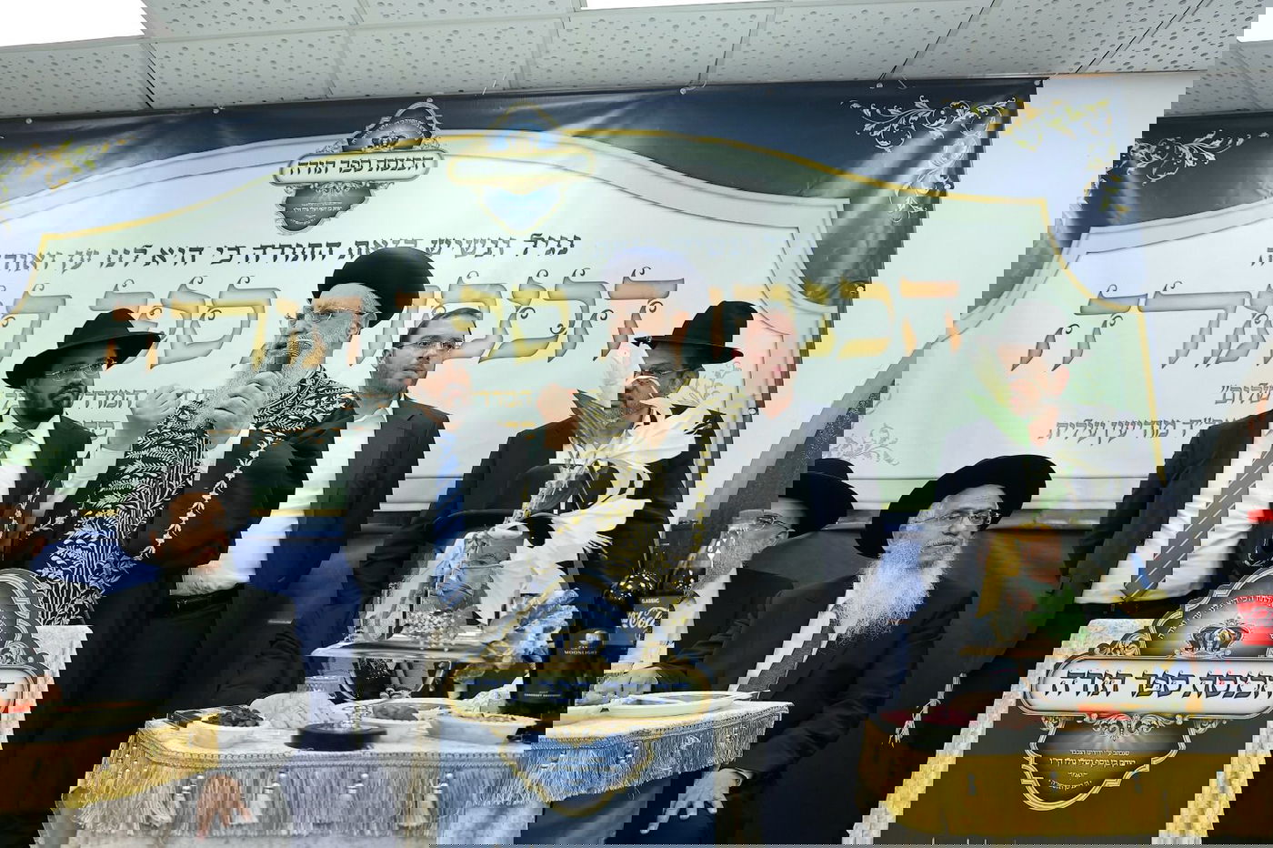 הכנסת ספר תורה לביהמ"ד 'היכל שלום' במודיעין עילית