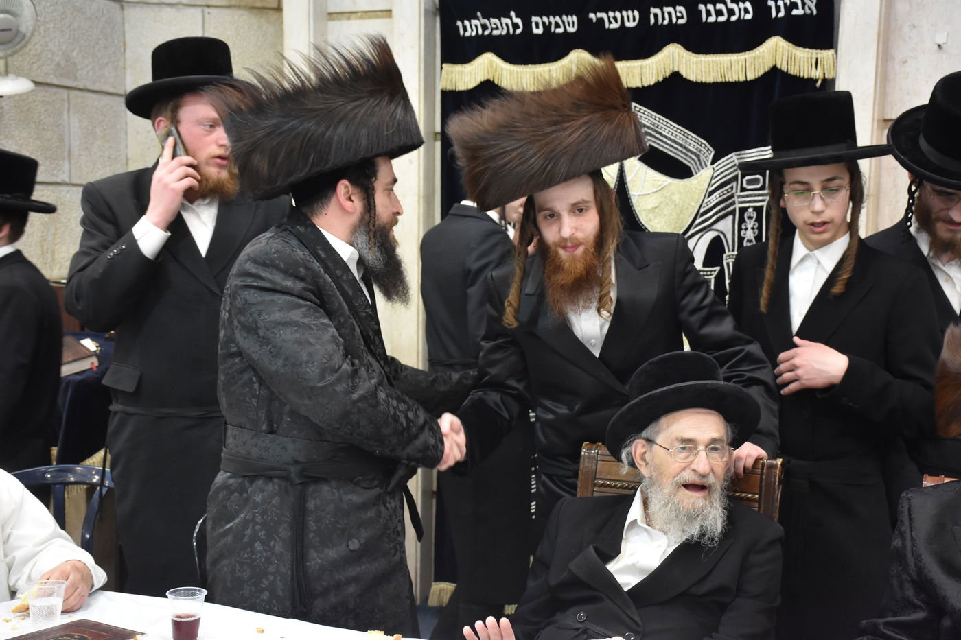 שמחת הברית בחצרות נאראל - זוטשקא אמסנא - זוויעהיל