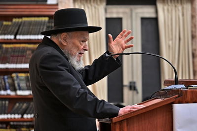 הגאון רבי משה הלל הירש בשיחת חיזוק באשדוד 