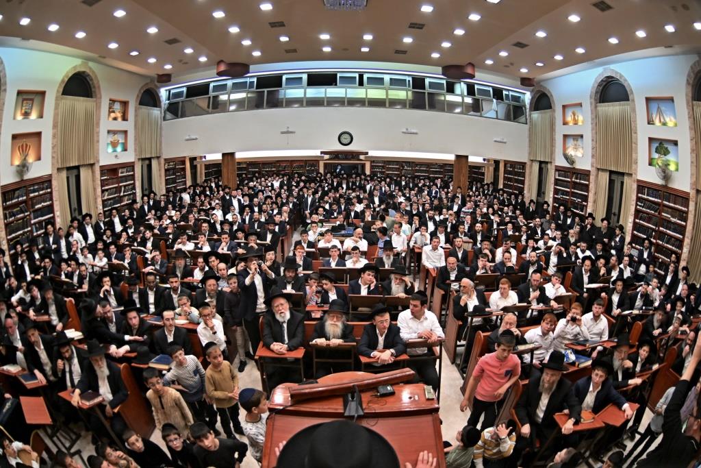 הגאון רבי משה הלל הירש בשיחת חיזוק באשדוד 