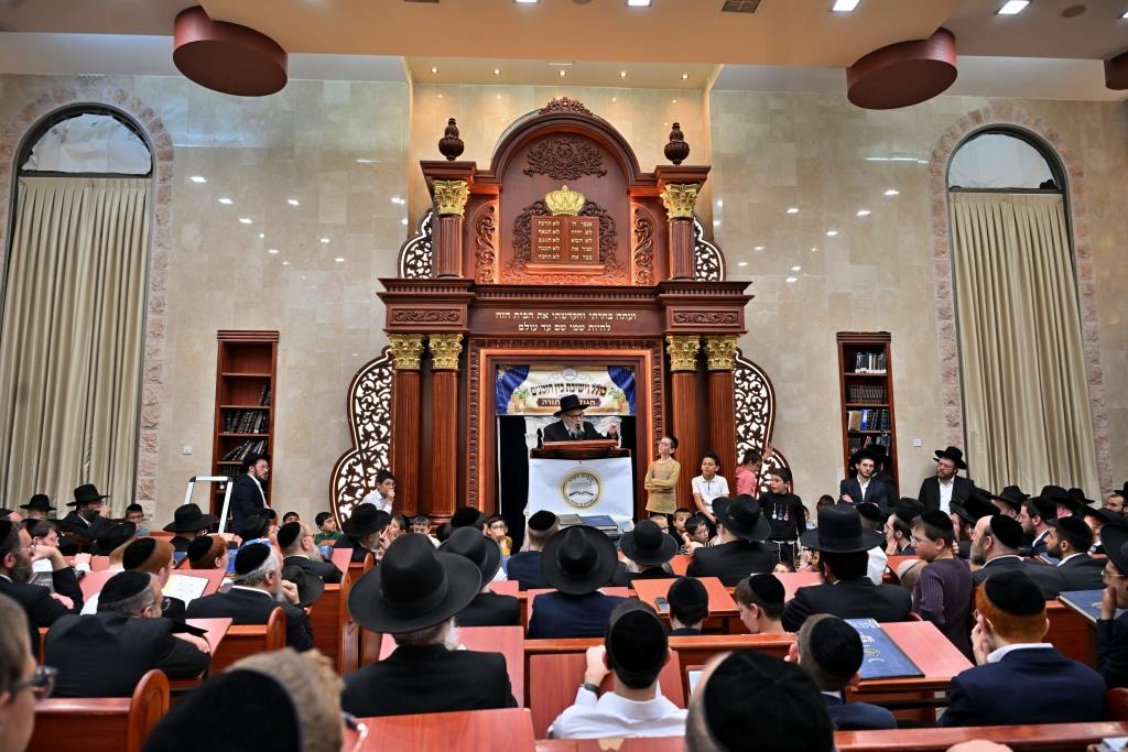 הגאון רבי משה הלל הירש בשיחת חיזוק באשדוד 