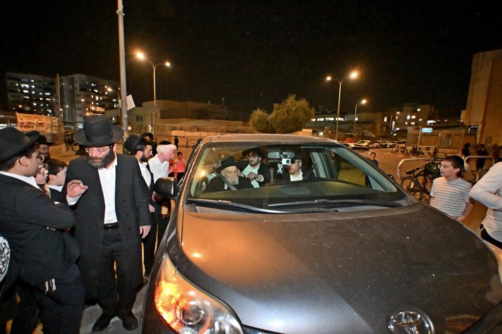 הגאון רבי משה הלל הירש בשיחת חיזוק באשדוד 