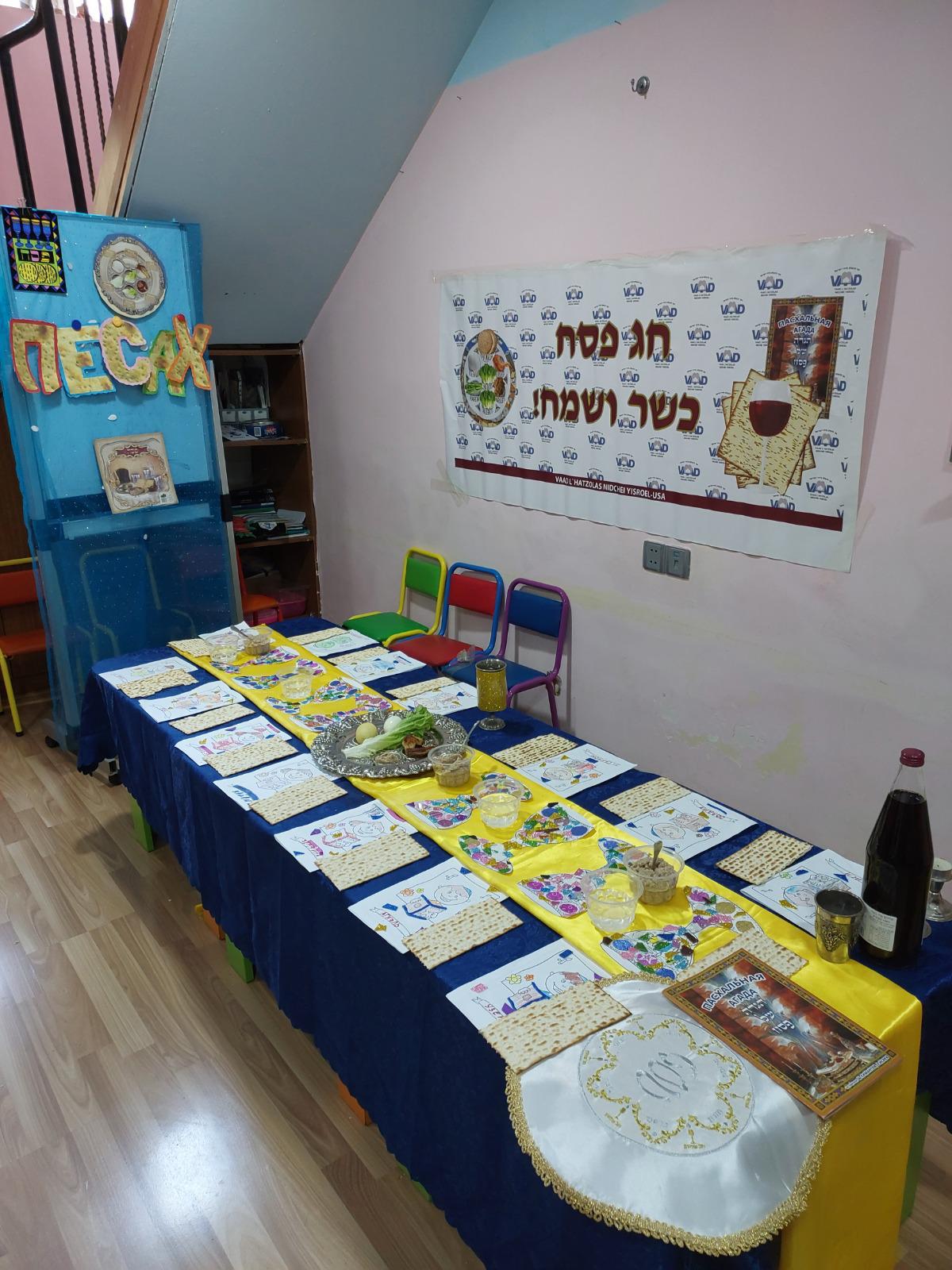 ההיערכות לפסח בקהילה האזרית