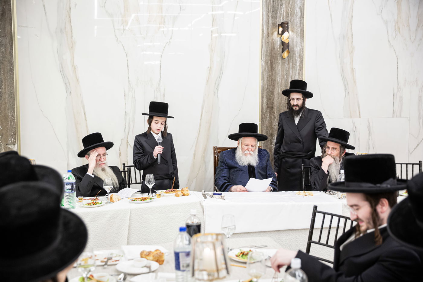 שמחת הבר מצווה לנכד האדמו"ר מבאבוב