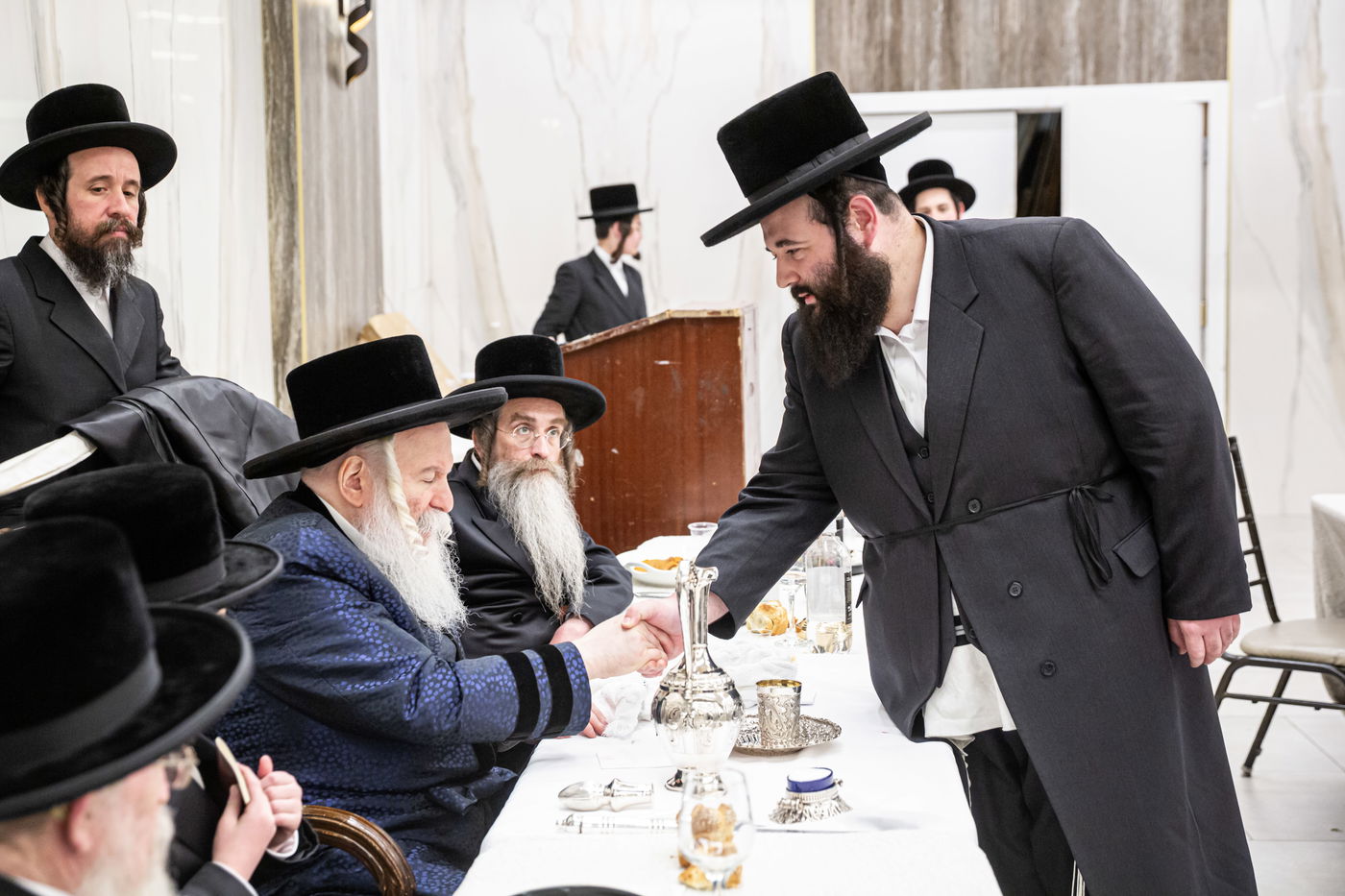 שמחת הבר מצווה לנכד האדמו"ר מבאבוב