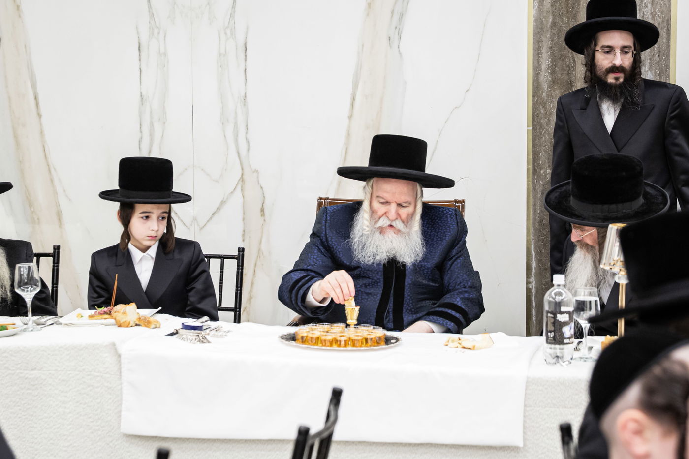 שמחת הבר מצווה לנכד האדמו"ר מבאבוב