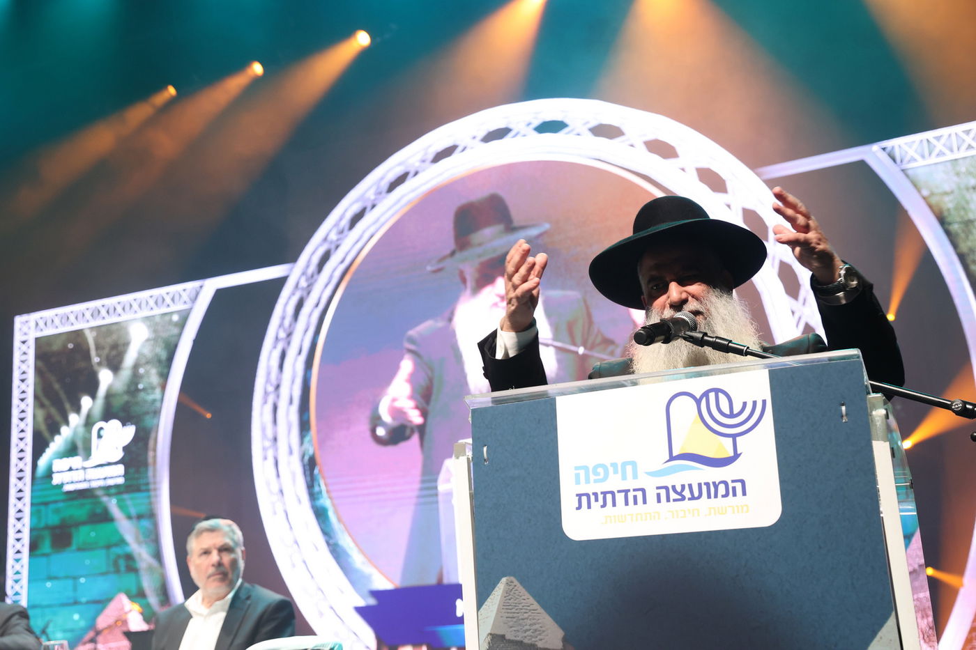 הכנה לליל הסדר בחיפה 