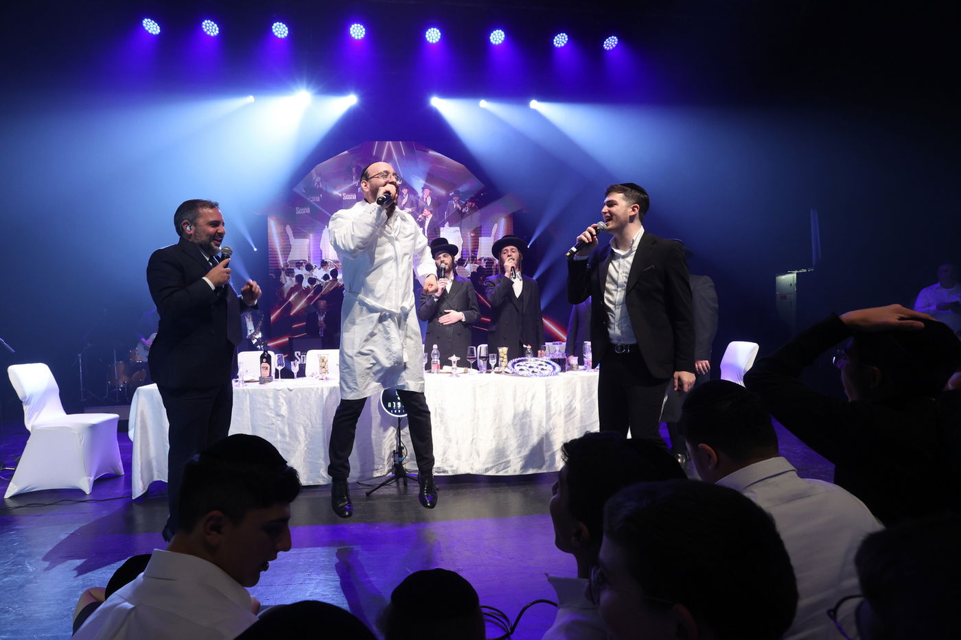 הכנה לליל הסדר בחיפה 