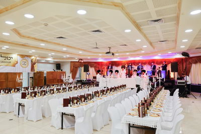  התוועדות ליל הסדר יחודית לבחורים מארגון 'חבורה של שמחה' בחצה"ק גור