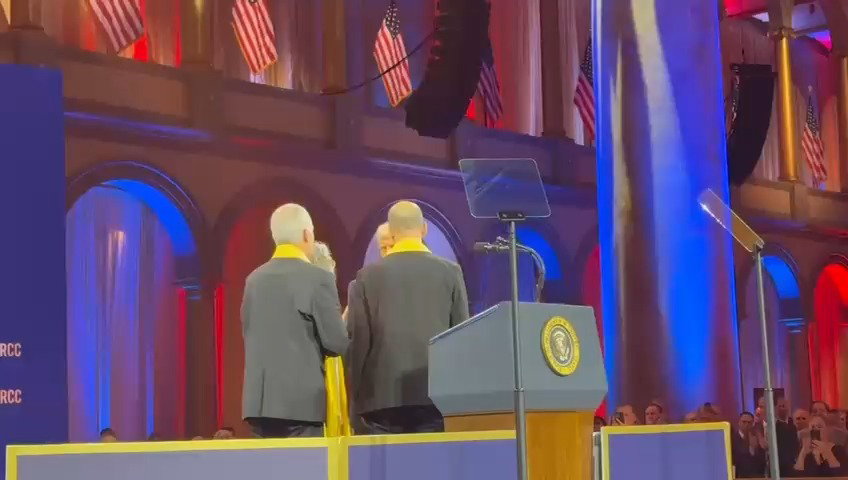 הנשיא טראמפ ושורדי השבי