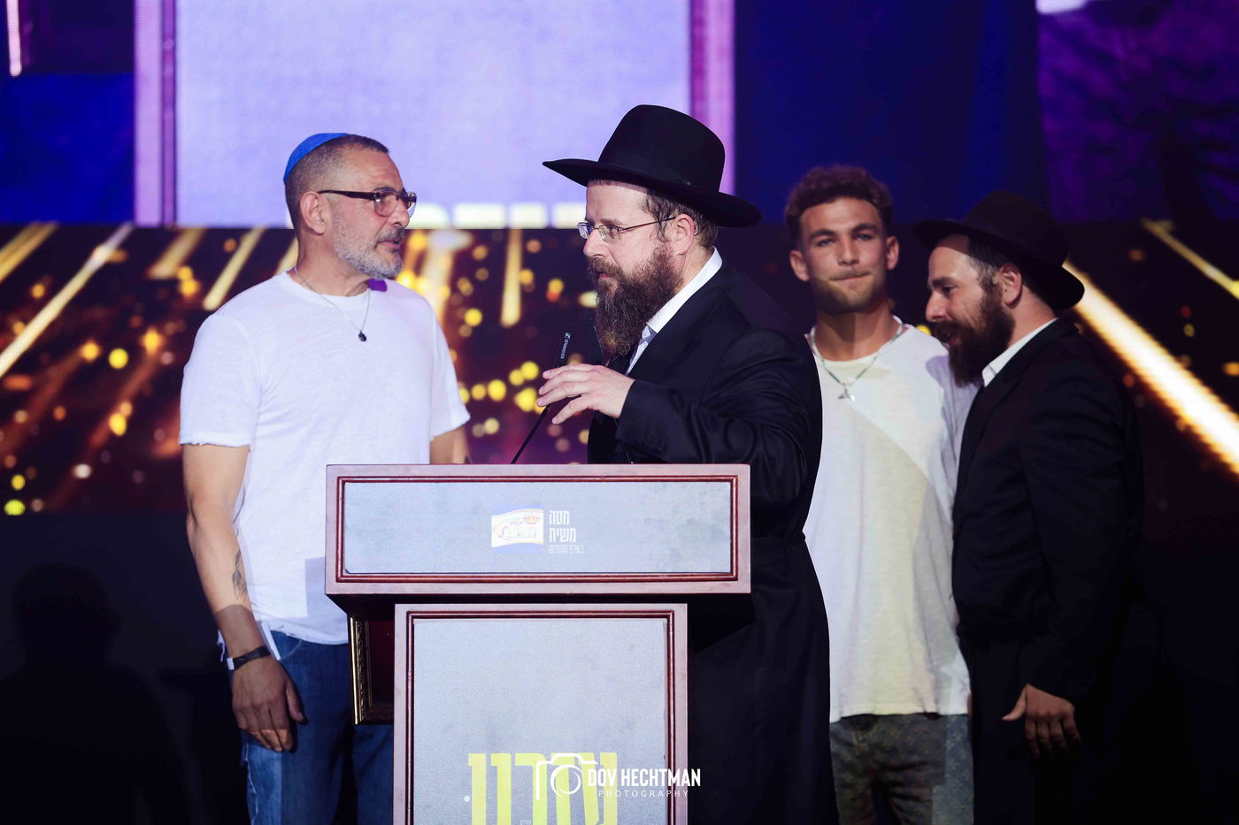 י"א ניסן בחב"ד