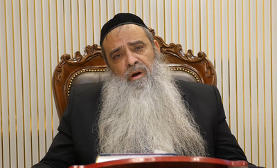 הרב רפאל זר בפינה לפרשת צו • צפו