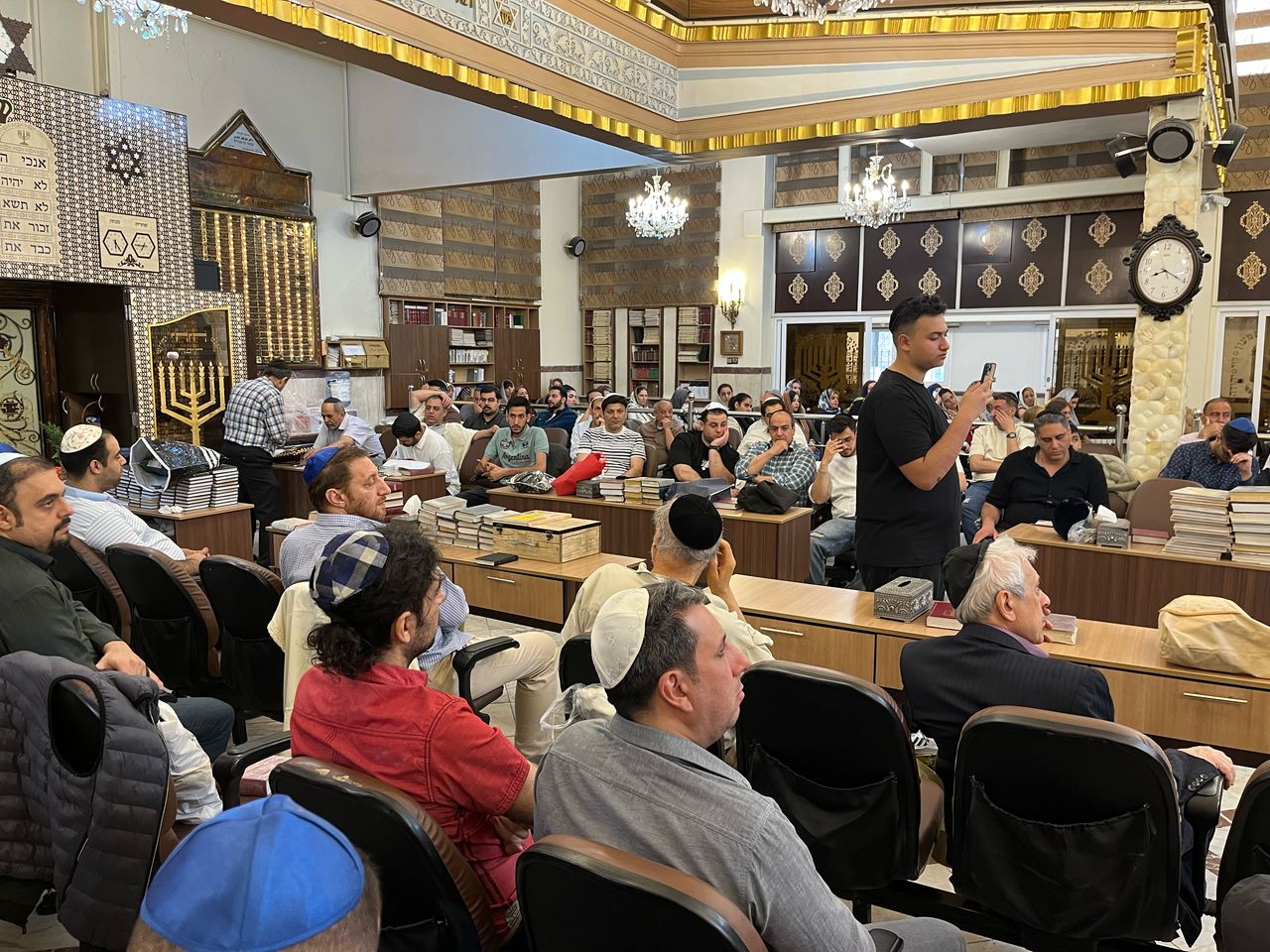 ערב פסח תשפ"ה: כך נראה סיום מסכת בק"ק טהרן