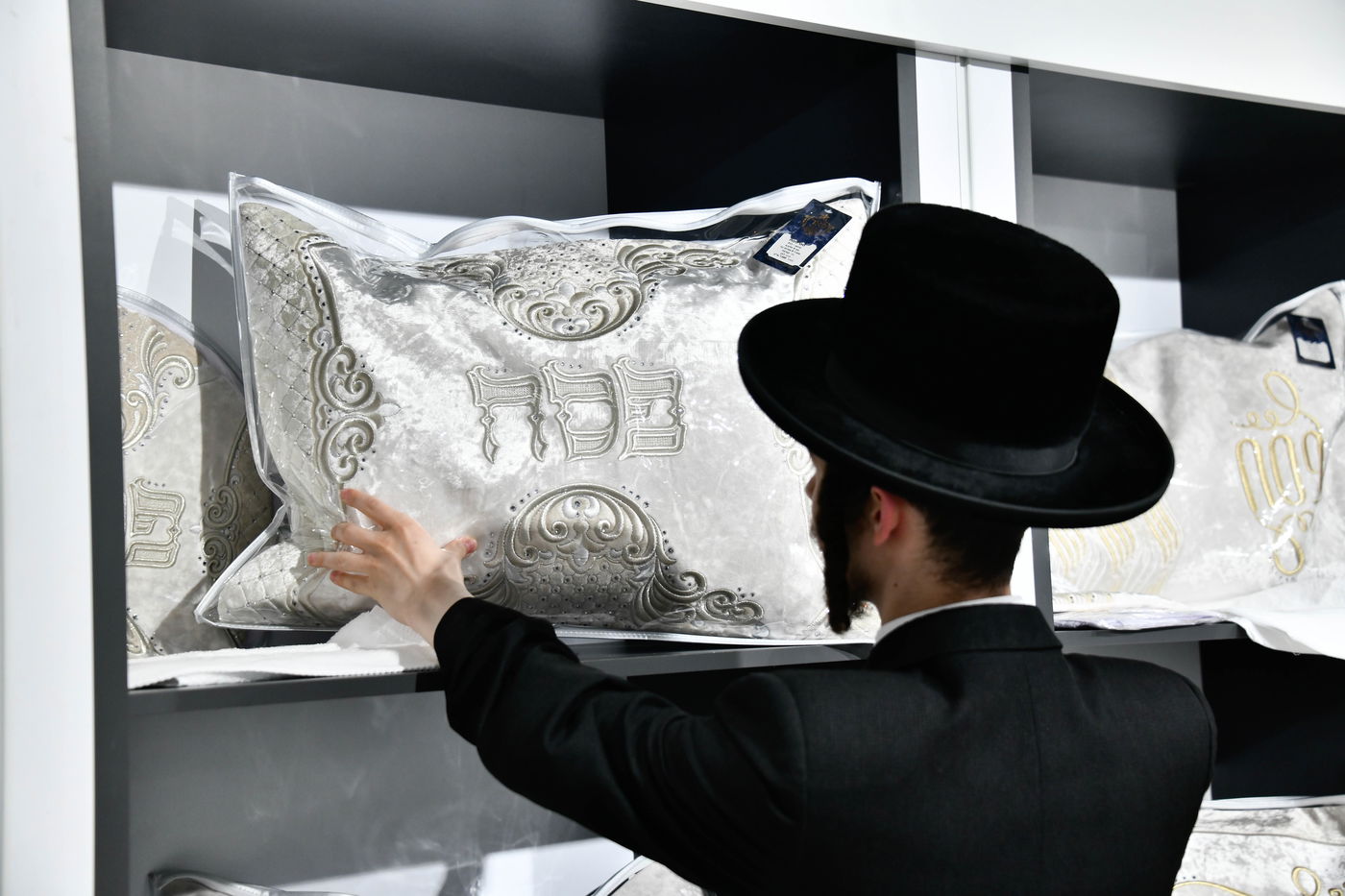 אווירת ערב פסח בבני ברק