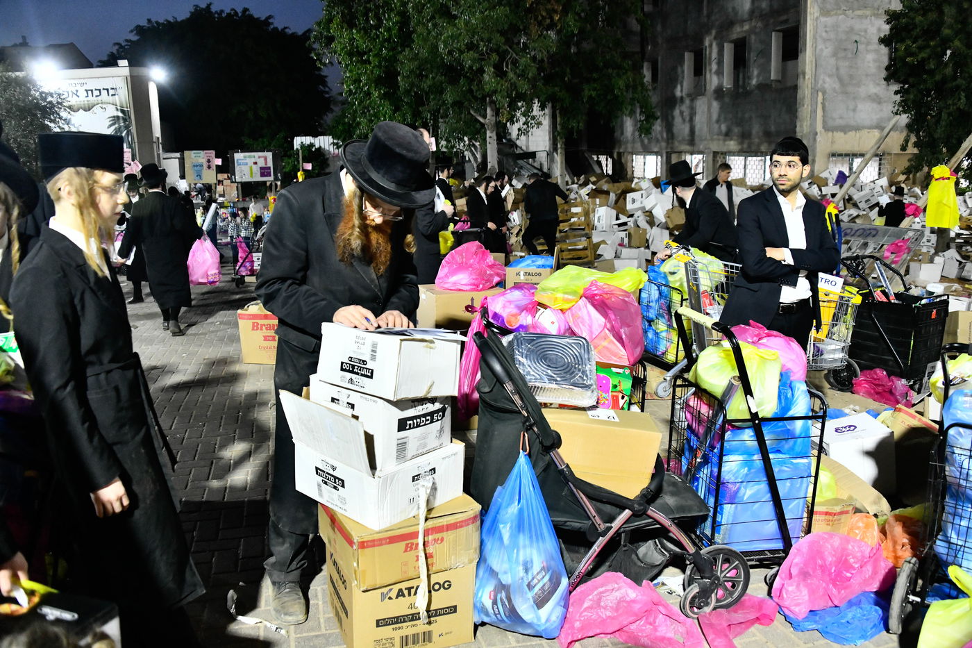 אווירת ערב פסח בבני ברק