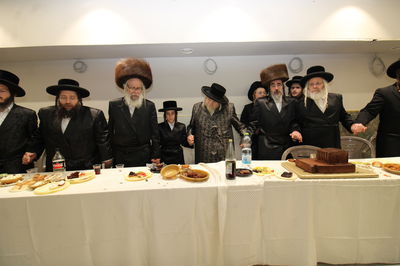 שמחת הבר מצווה בחצרות טורקא - צאנז ז'ימגראד