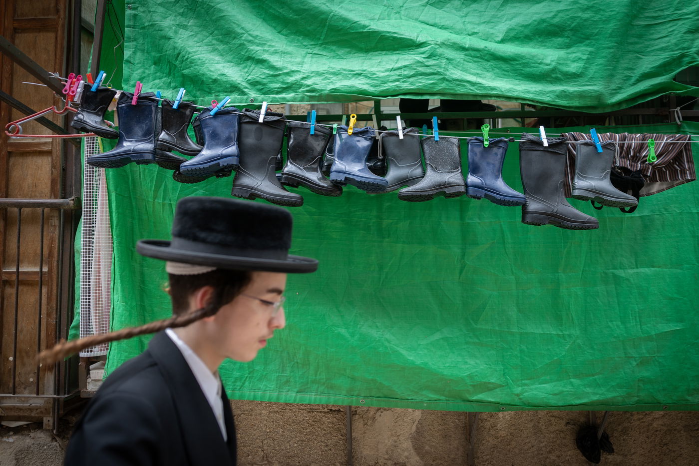 הגעלת כלים וקמחא דפסחא | מאה שערים נערכת לליל הסדר