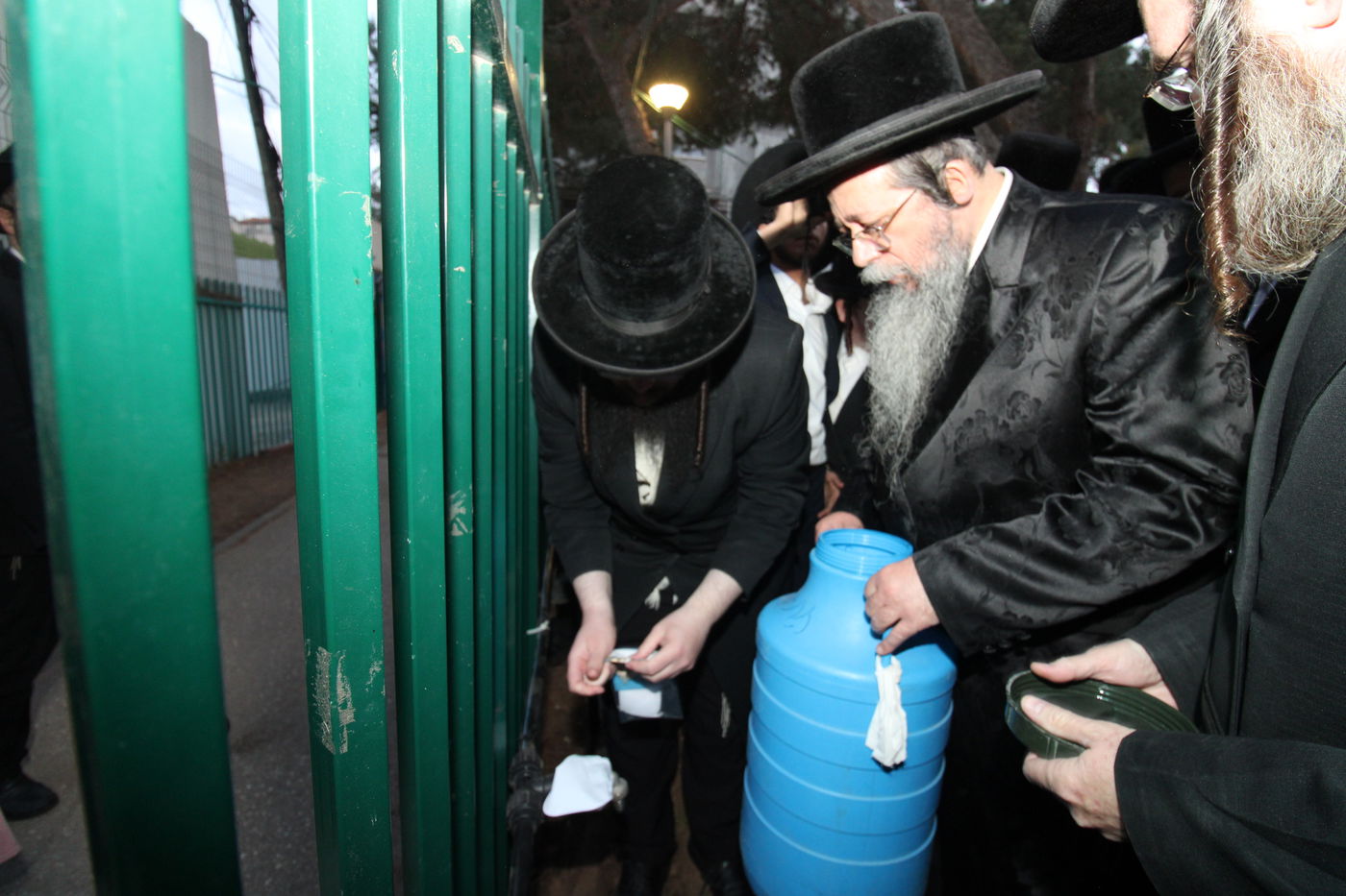 האדמו"ר משבט הלוי מים שלנו