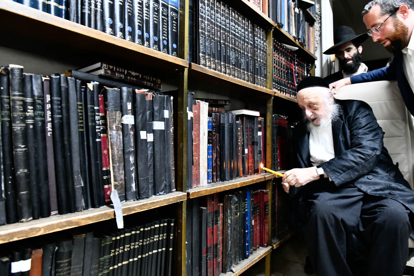 הגרב"ד פוברסקי בבדיקת חמץ