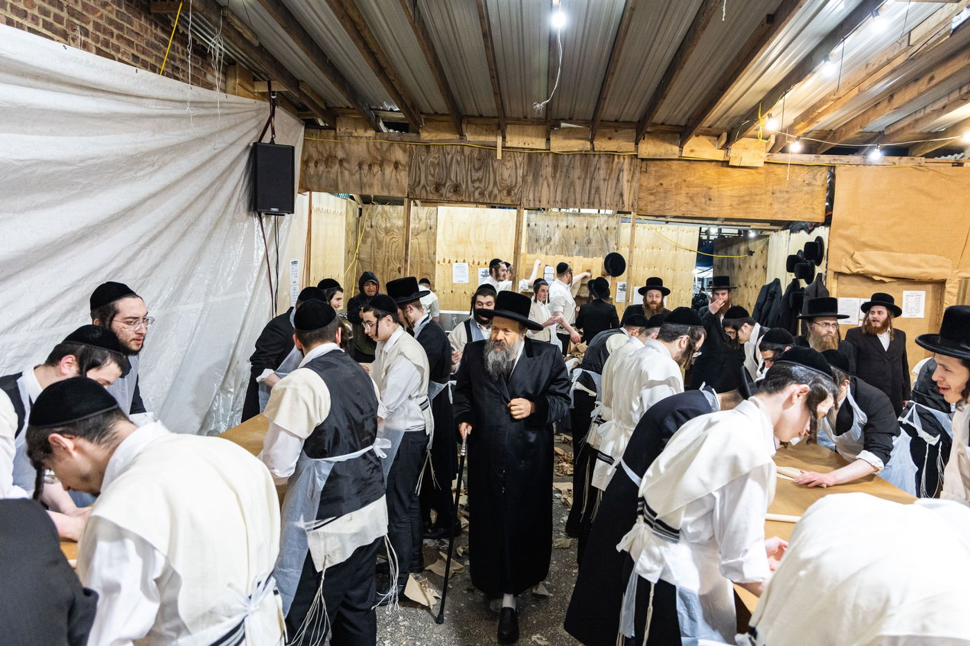 ערב פסח בחצה"ק באבוב 45